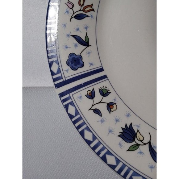 GIBSON Dark Blue Floral Trim Dinnerplates Set of 2 -STAINS, FADING (9a3) - Picture 7 of 10